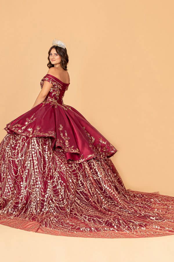 Elegant Off-Shoulder Satin Quinceanera Ball Gown with Dazzling Gold Embroidery