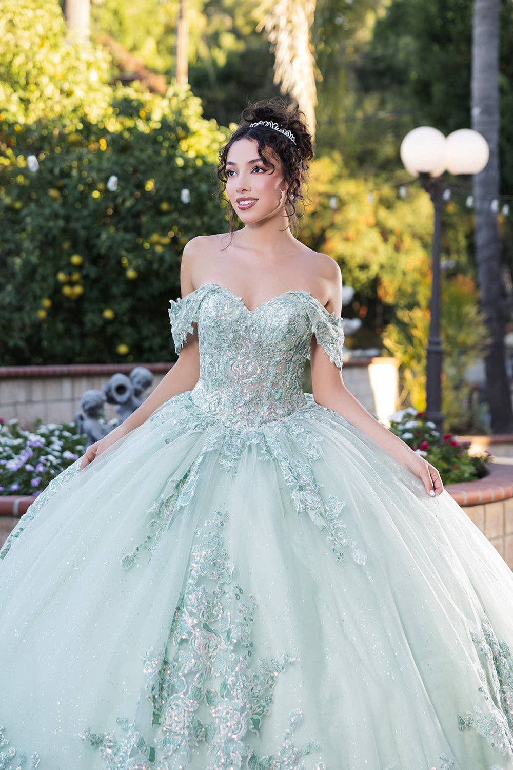 Elegant Sweetheart Off-Shoulder Prom Ball Gown: Beaded, Embroidered, Glitter Tulle