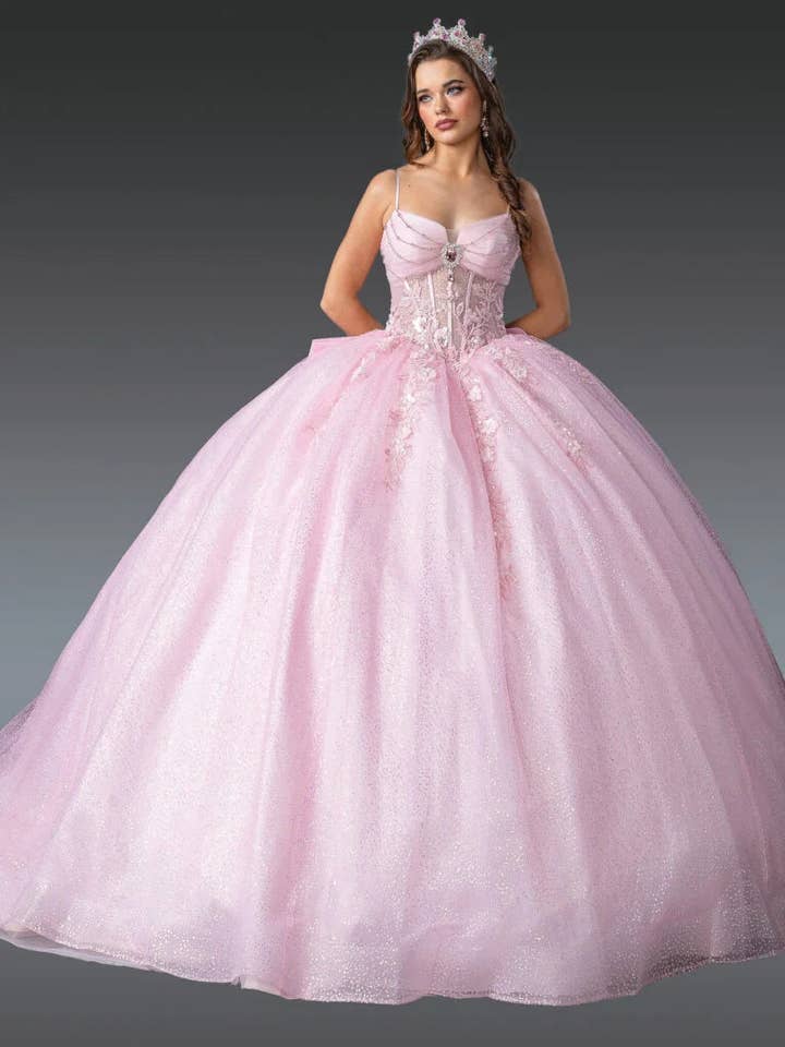 Dazzling Sparkle Tulle Quinceañera Ball Gown with Elegant Rhinestone Embellishments