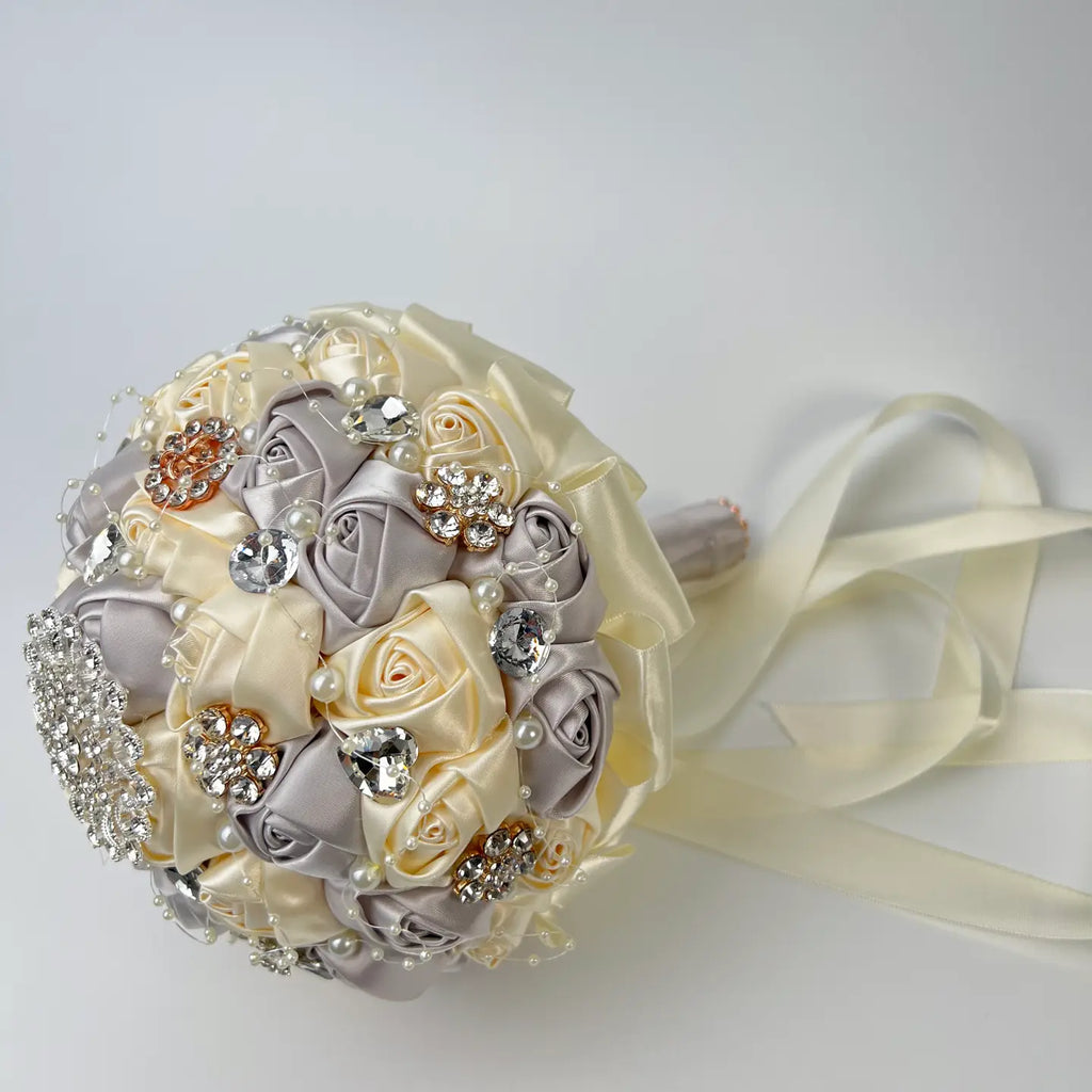 Wholesale Rhinestone / Pearl Bridal Brooch Rose Bouquet for Wedding