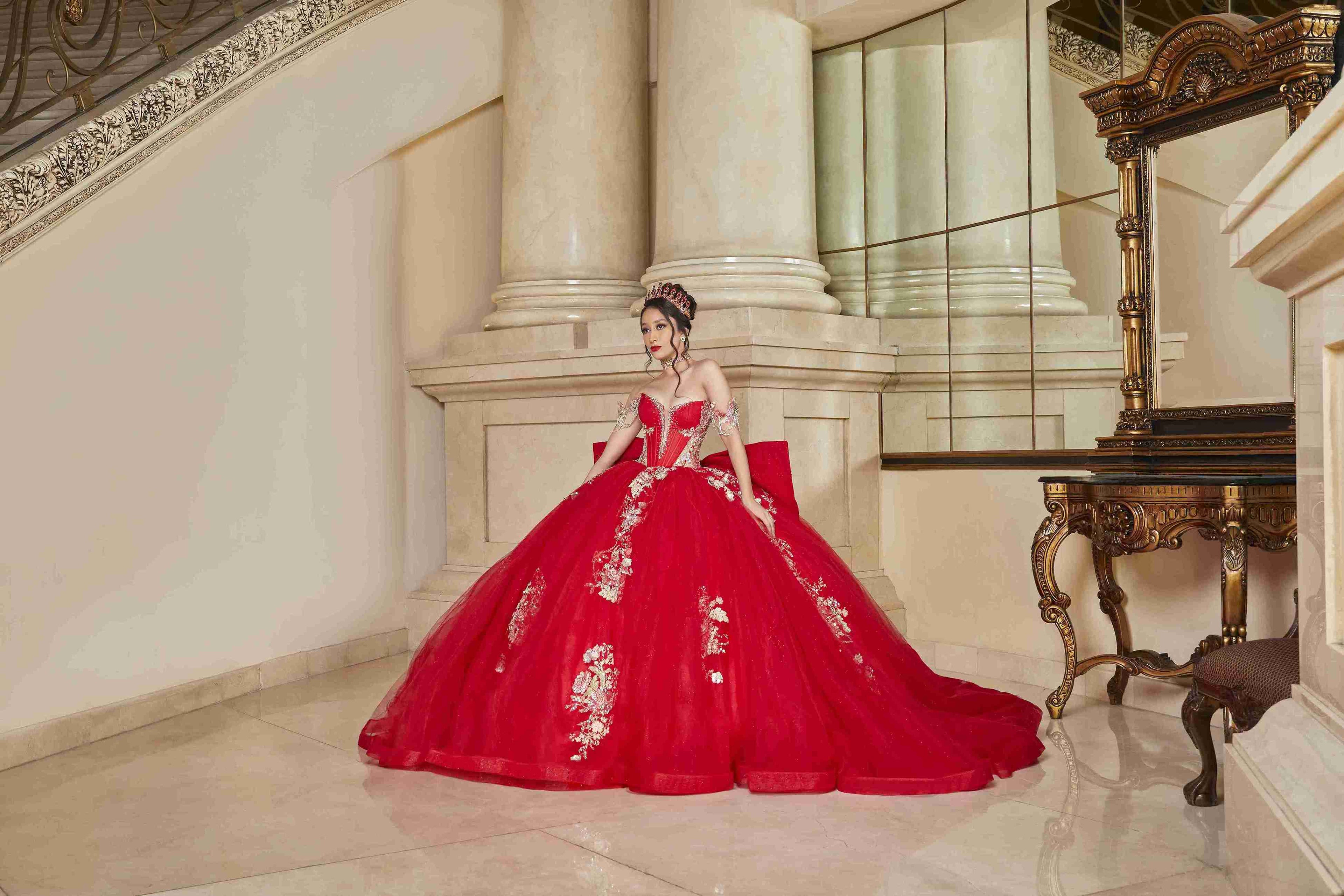 Feel Like Royalty in This Perfect Dress 15 Red Mexican Quince Dress