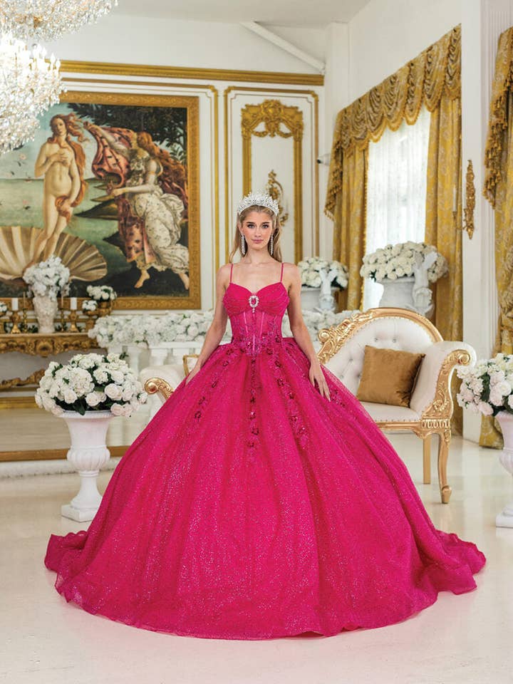 Dazzling Sparkle Tulle Quinceañera Ball Gown with Elegant Rhinestone Embellishments
