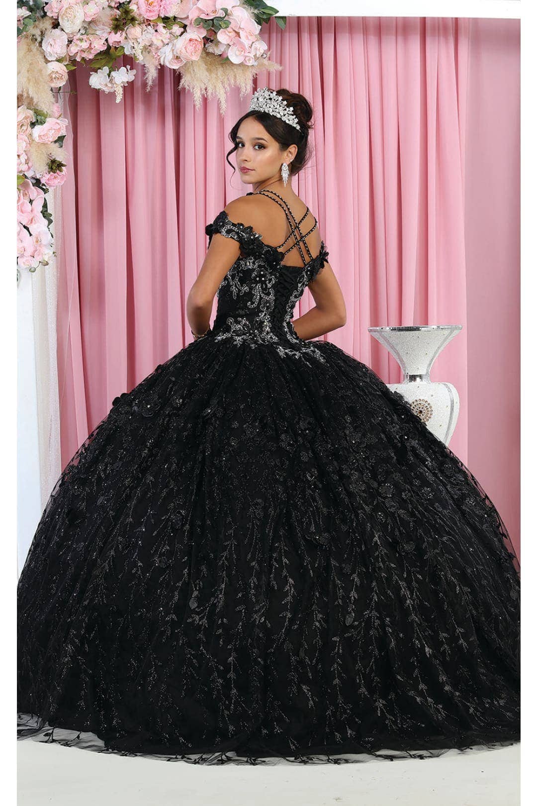 Stunning Glitter Corset Back Ball Gown with 3D Applique for Special Occasions