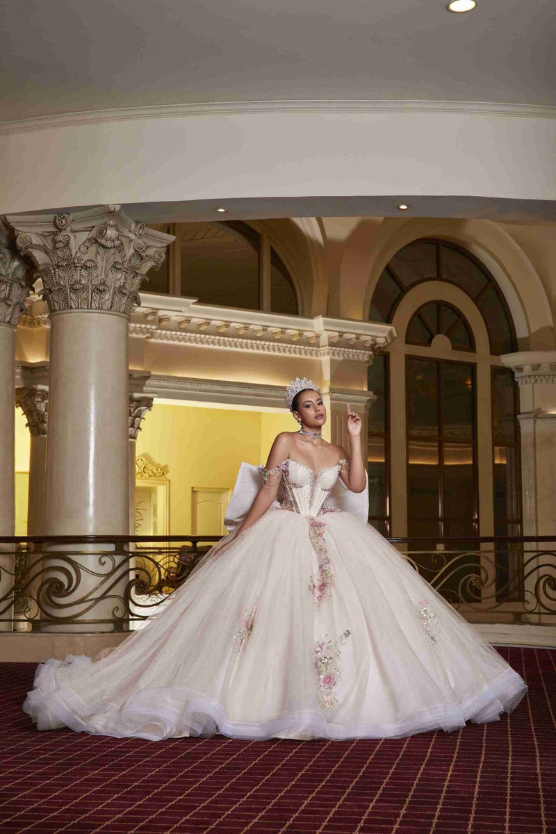 {Champagne Elegance Perfect Dress 15 Quinceañera Gown That Shines Softly} - {} at {Linda Mariposa}