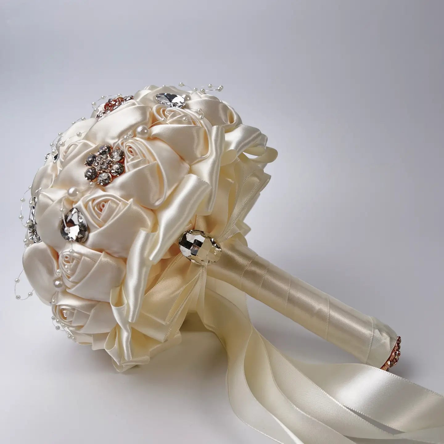 Wholesale Rhinestone / Pearl Bridal Brooch Rose Bouquet for Wedding