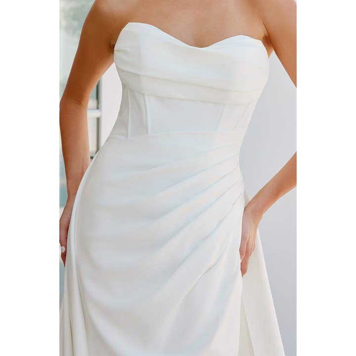 {Noxanabel Strapless Sweetheart Neckline Wedding Gown with Elegant Train} - {} at {Linda Mariposa}