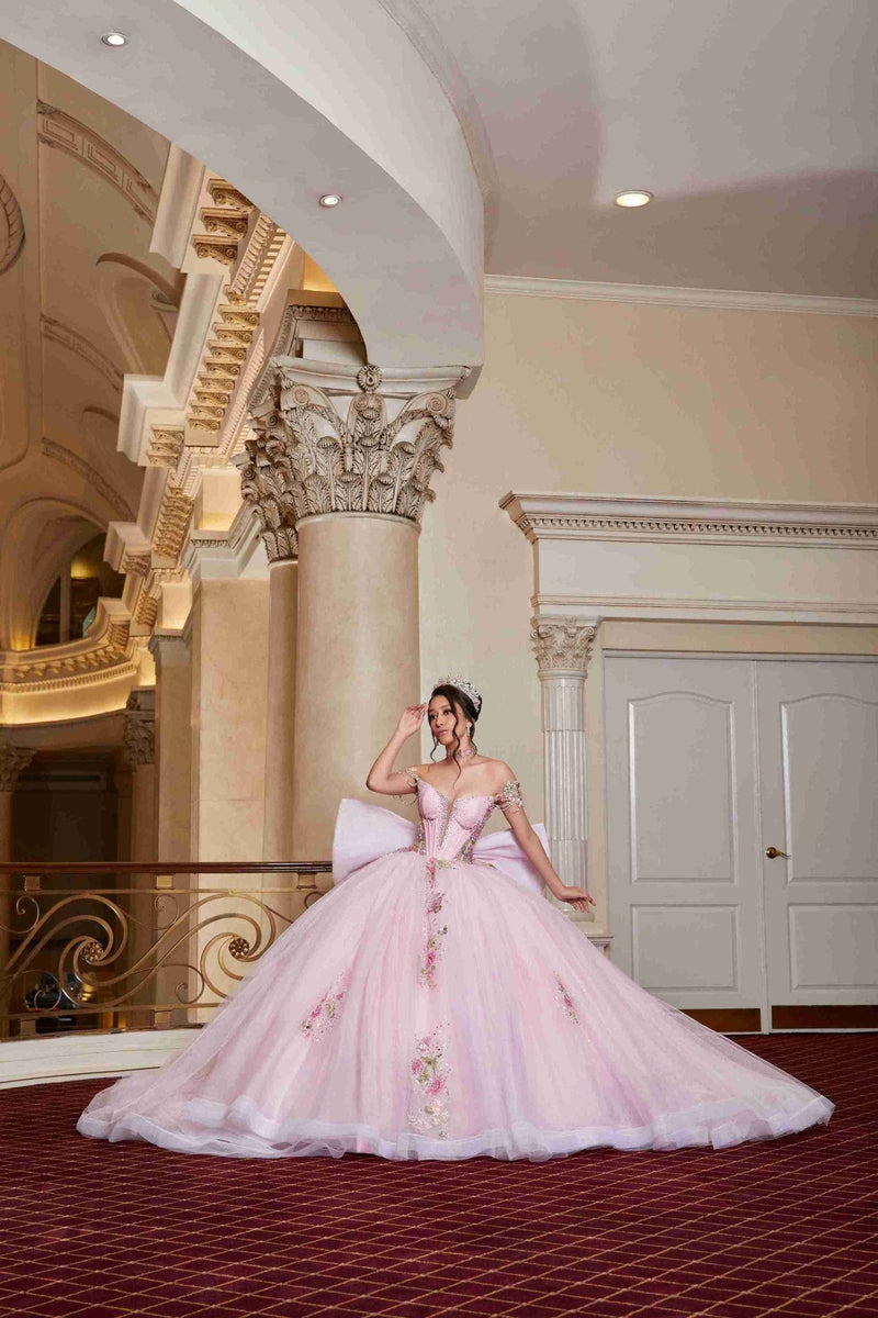 {The Viral Rosa Bebé Quinceañera Gown Sweet, Romantic & Totally Unforgettable} - {} at {Linda Mariposa}